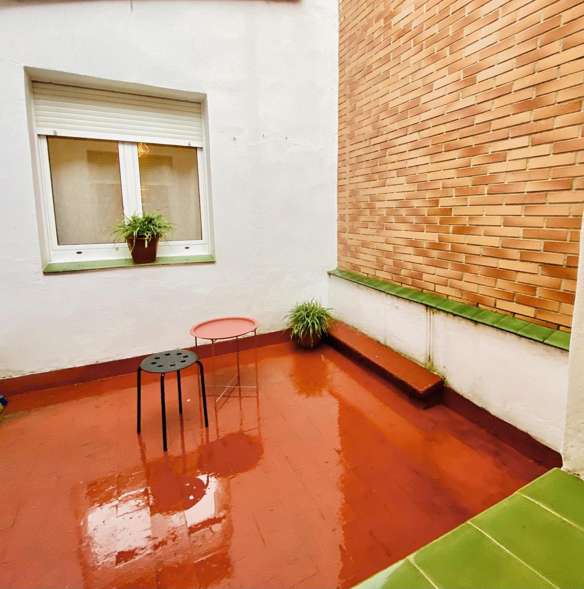 Amplio Apartamento Con Dos Patios Gijon Luaran gambar