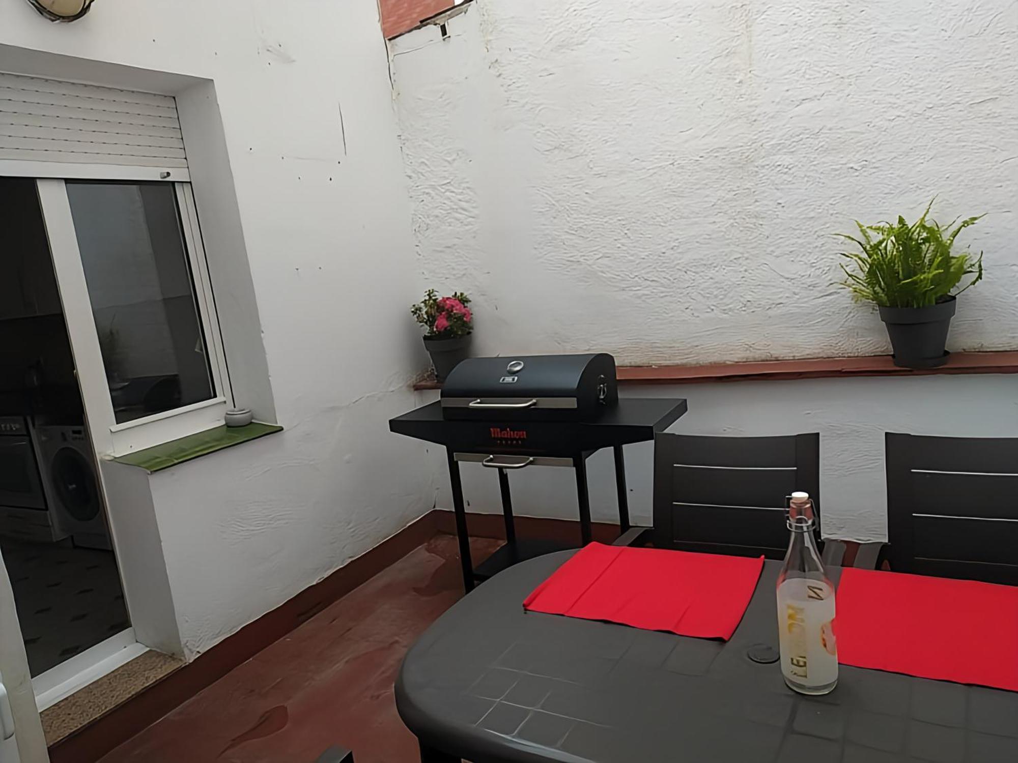 Amplio Apartamento Con Dos Patios Gijon Luaran gambar